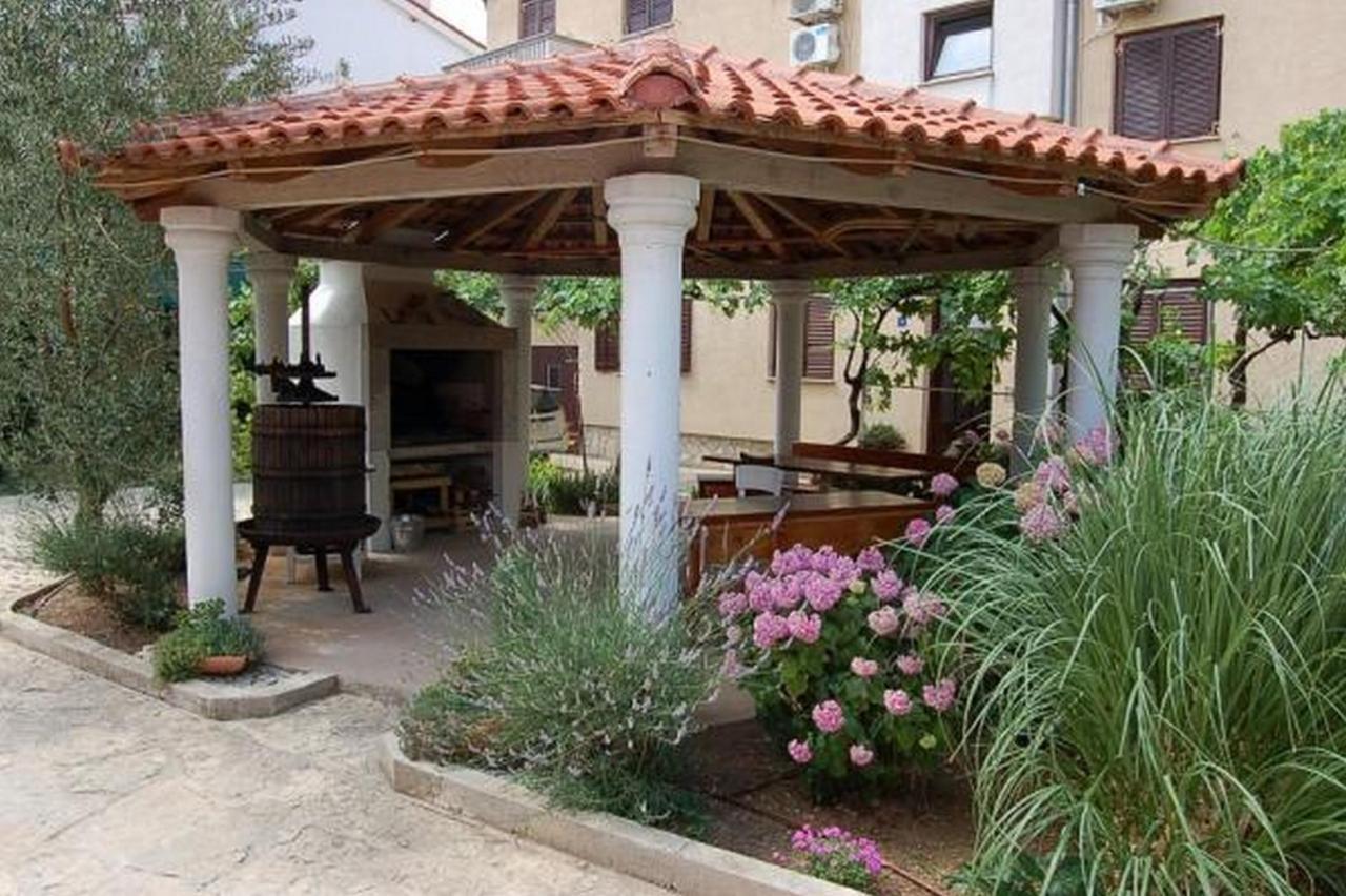 Apartments Adria Biograd na Moru Kültér fotó
