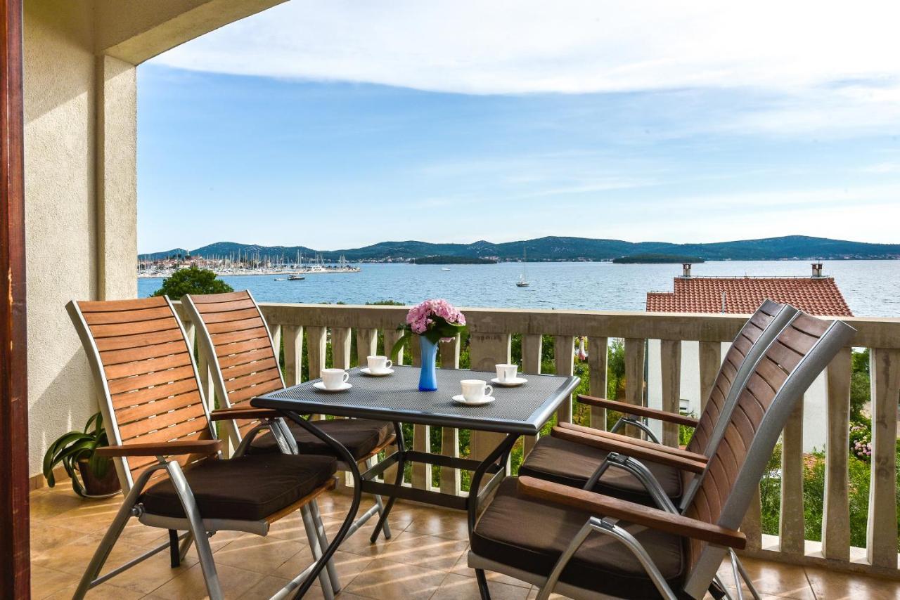 Apartments Adria Biograd na Moru Kültér fotó