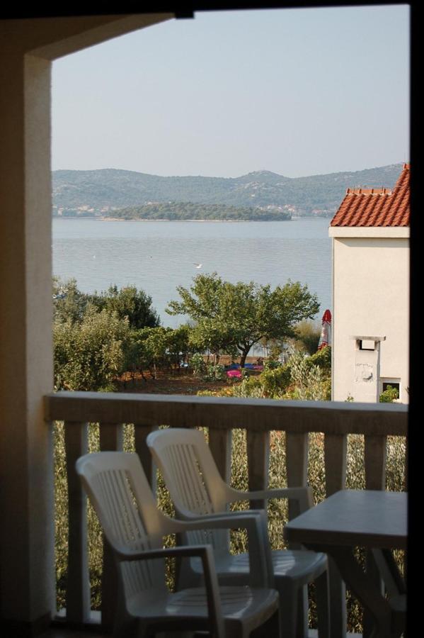 Apartments Adria Biograd na Moru Szoba fotó