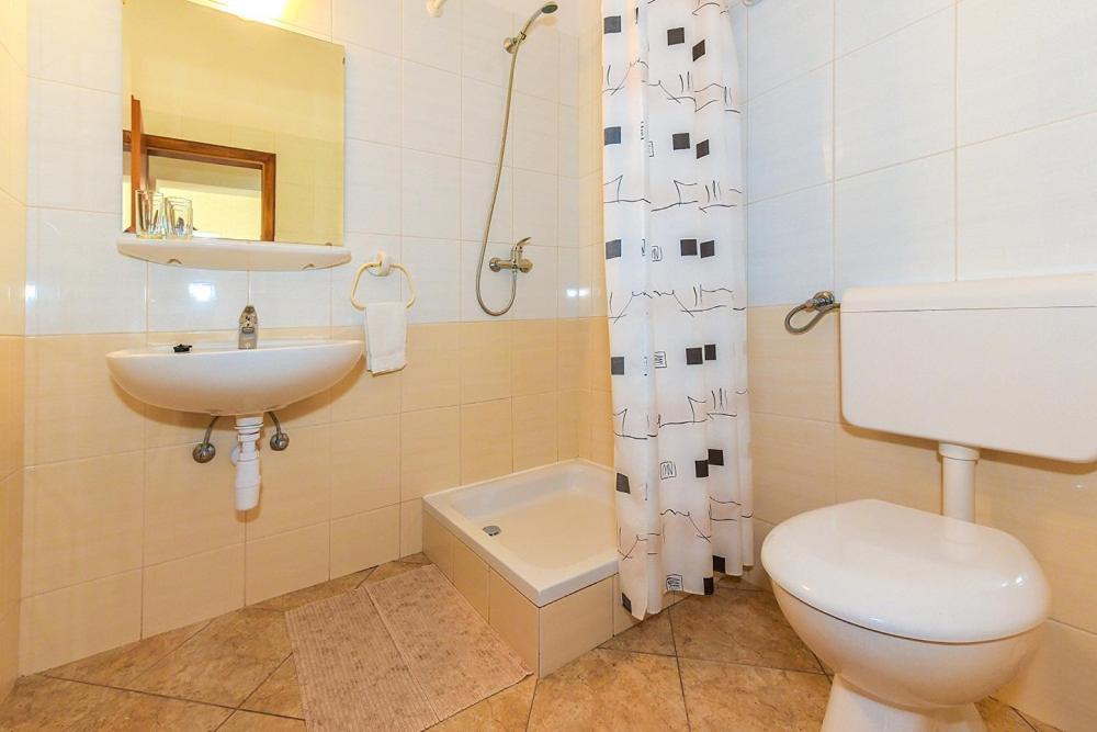 Apartments Adria Biograd na Moru Szoba fotó